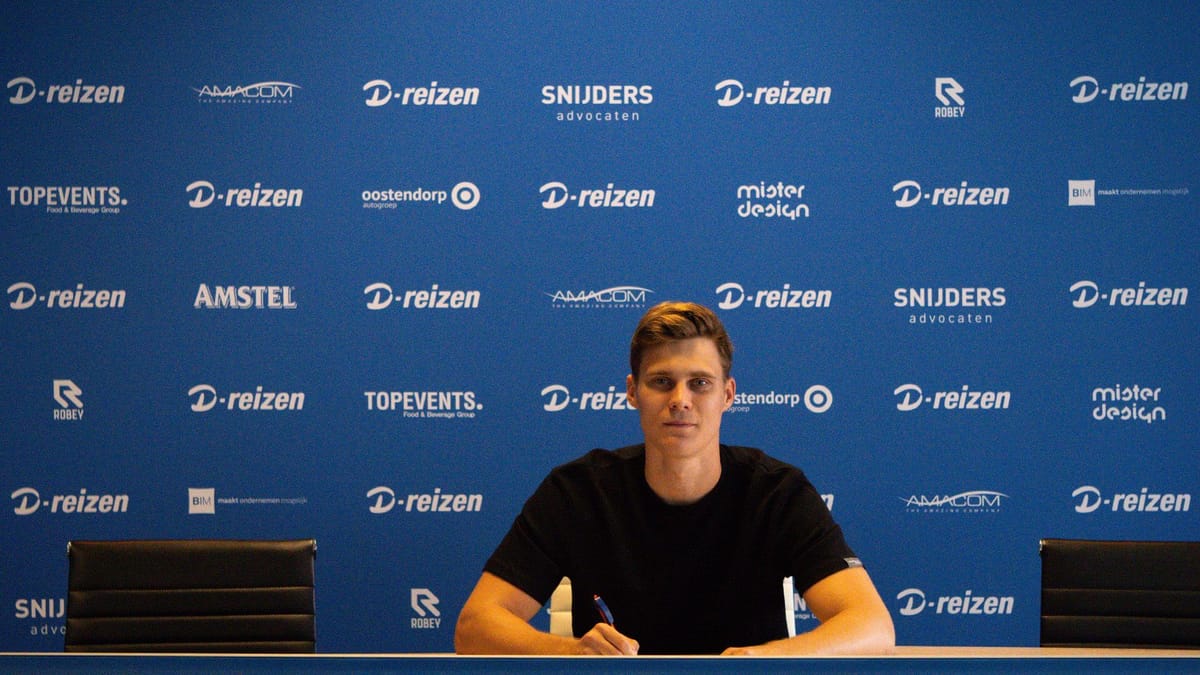 Kapitalny sezon polskiego napastnika w Holandii. Świetne statystyki w fatalnym klubie Zdjęcie główne wpisu