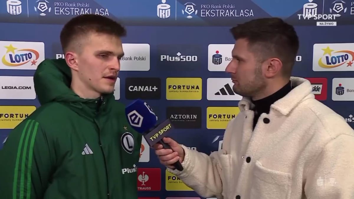Kibice Legii wściekli na Macieja Rosołka. Nie spodobała im się jego wypowiedź pomeczowa Zdjęcie główne wpisu
