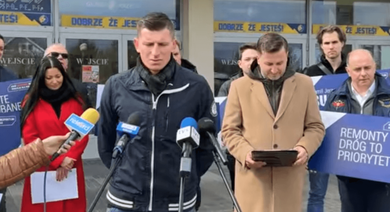 Ironiczne komentarze po politycznym wystąpieniu Jacka Kiełba. „Mnie przekonał” [WIDEO] Zdjęcie główne wpisu