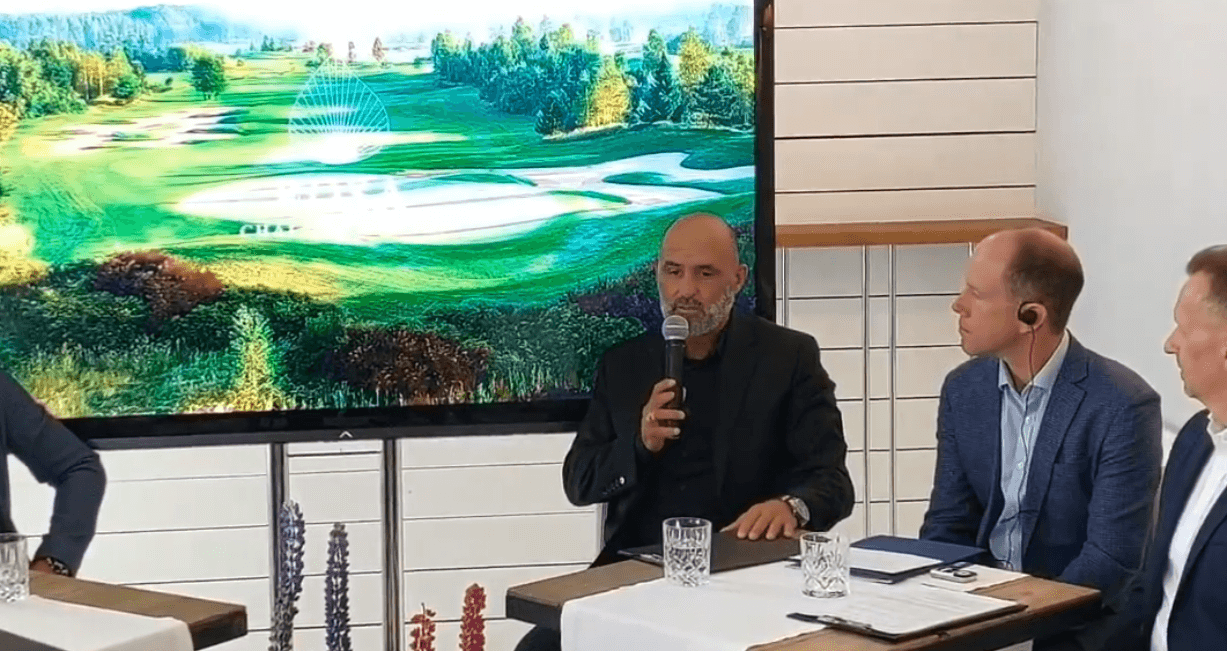 Michał Probierz wyjaśnił, skąd pomysł na ogłoszenie powołań na konferencji golfowej Zdjęcie główne wpisu