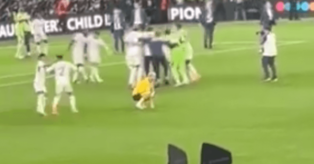 Smutny widok po finale Ligi Mistrzów. Ubolewanie Marco Reusa uwiecznione na kamerze [WIDEO] Zdjęcie główne wpisu