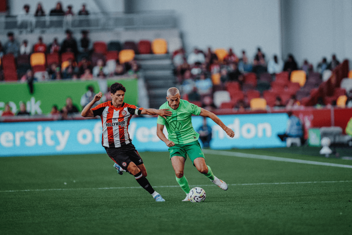 Nietypowe przygotowania Jakuba Kamińskiego. Polak wyrasta na kluczową postać Wolfsburga Zdjęcie główne wpisu