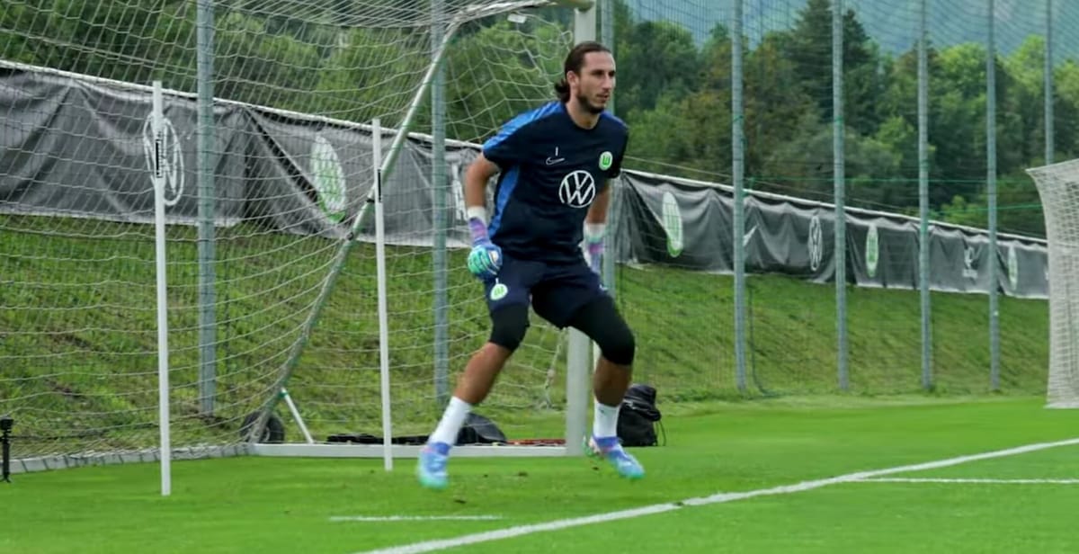 Udany debiut Kamila Grabary przeciwko Bayernowi Monachium. Polak doceniony przez niemieckie media Zdjęcie główne wpisu