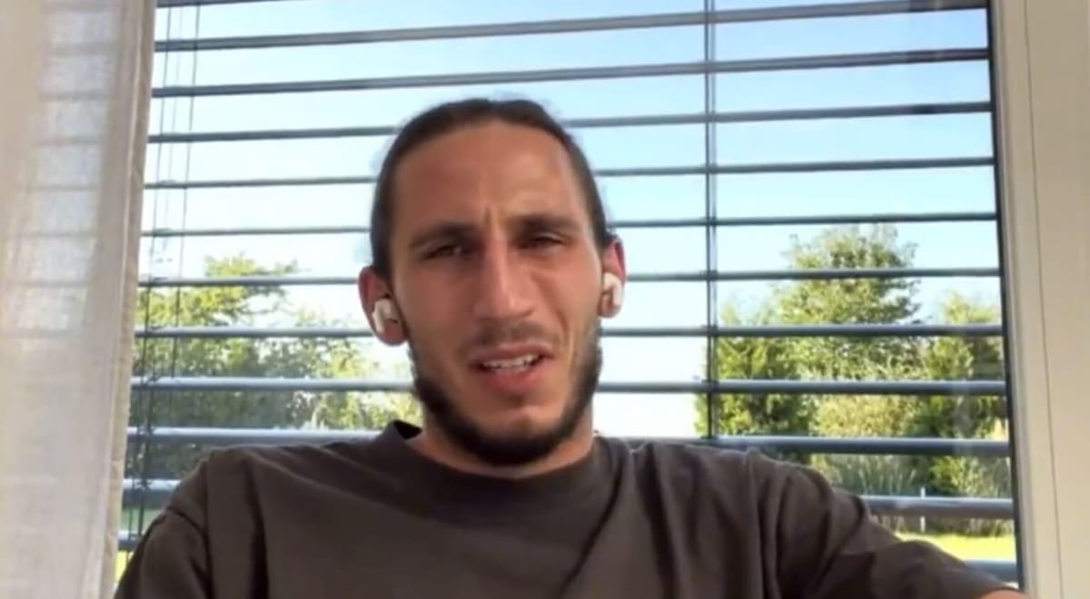 Kamil Grabara odnosi się do medialnych plotek: „To są jawne jaja” Zdjęcie główne wpisu