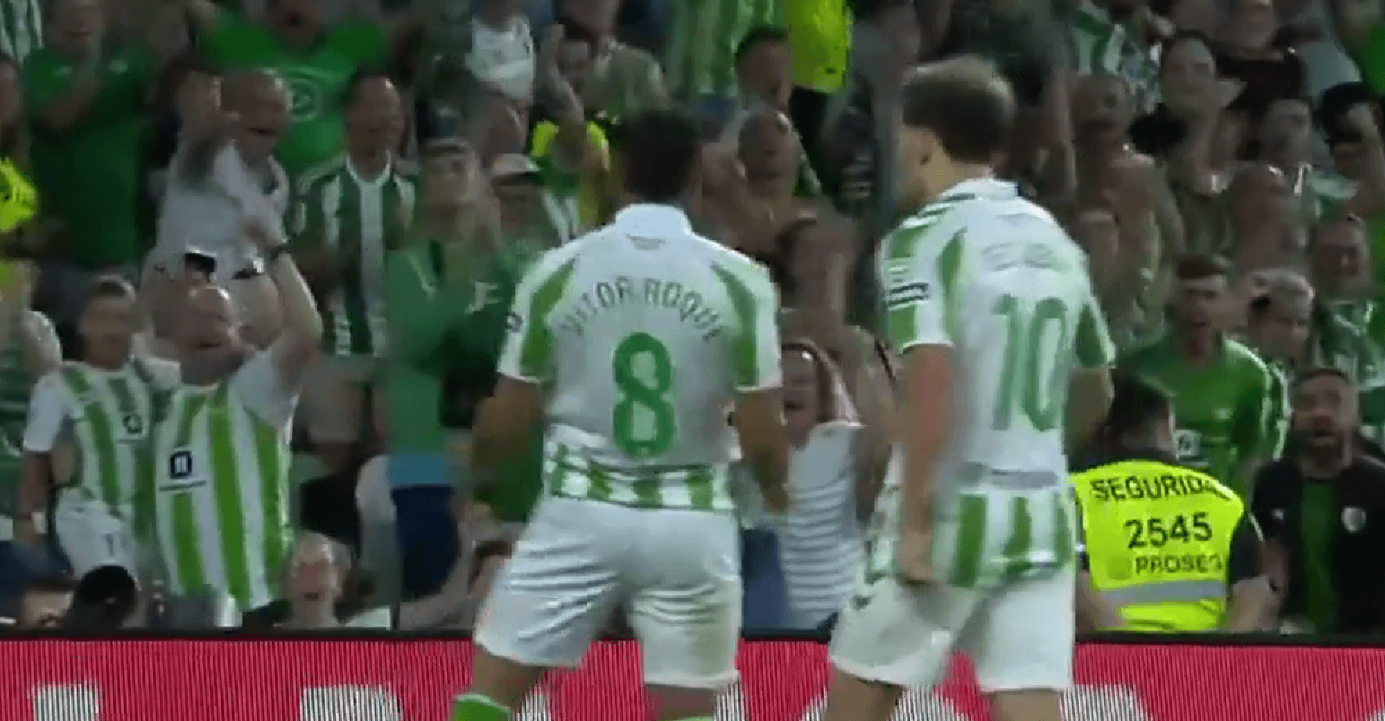 Vitor Roque zdecydowanie o powrocie do FC Barcelony. „Jestem szczęśliwy. Chcę grać tutaj” Zdjęcie główne wpisu