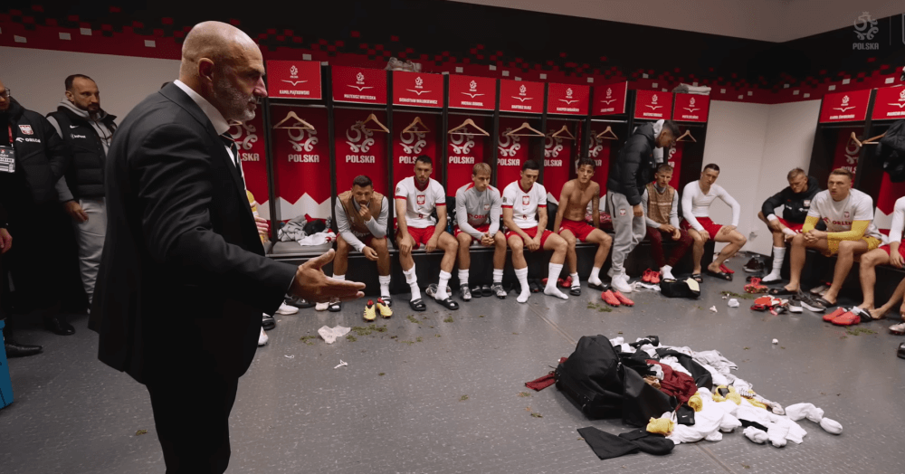 Tak Michał Probierz przemawiał do piłkarzy po porażce ze Szkocją. „Trzeba umieć przegrywać” [WIDEO] Zdjęcie główne wpisu