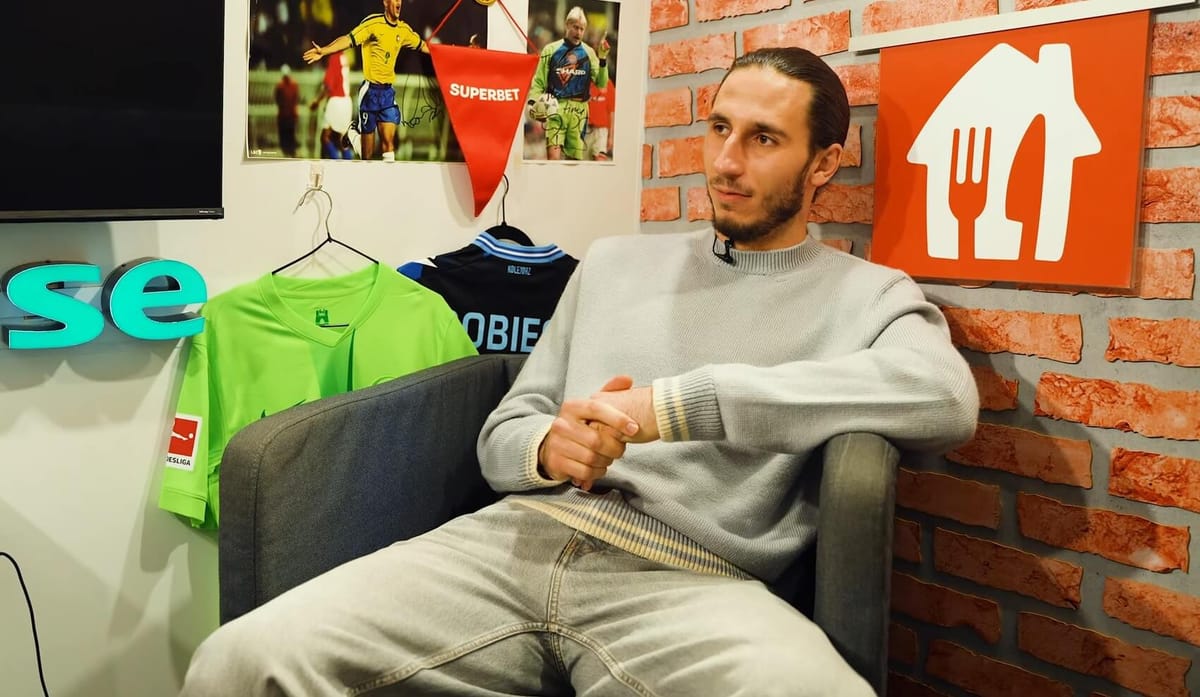 Kamil Grabara porównał się do polskich bramkarzy. „Nie czuję się od nich gorszy” Zdjęcie główne wpisu