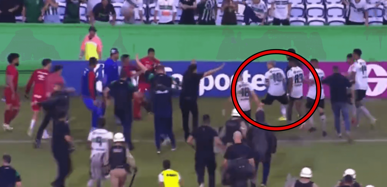 Josue w samym centrum bójki w Brazylii! Sędzia pokazał aż 9 czerwonych kartek [WIDEO] Zdjęcie główne wpisu