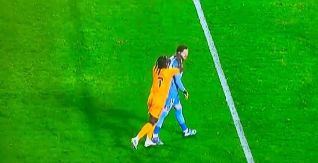 Vinicius się doigrał. Czerwona kartka za uderzenie rywala [WIDEO] Zdjęcie główne wpisu