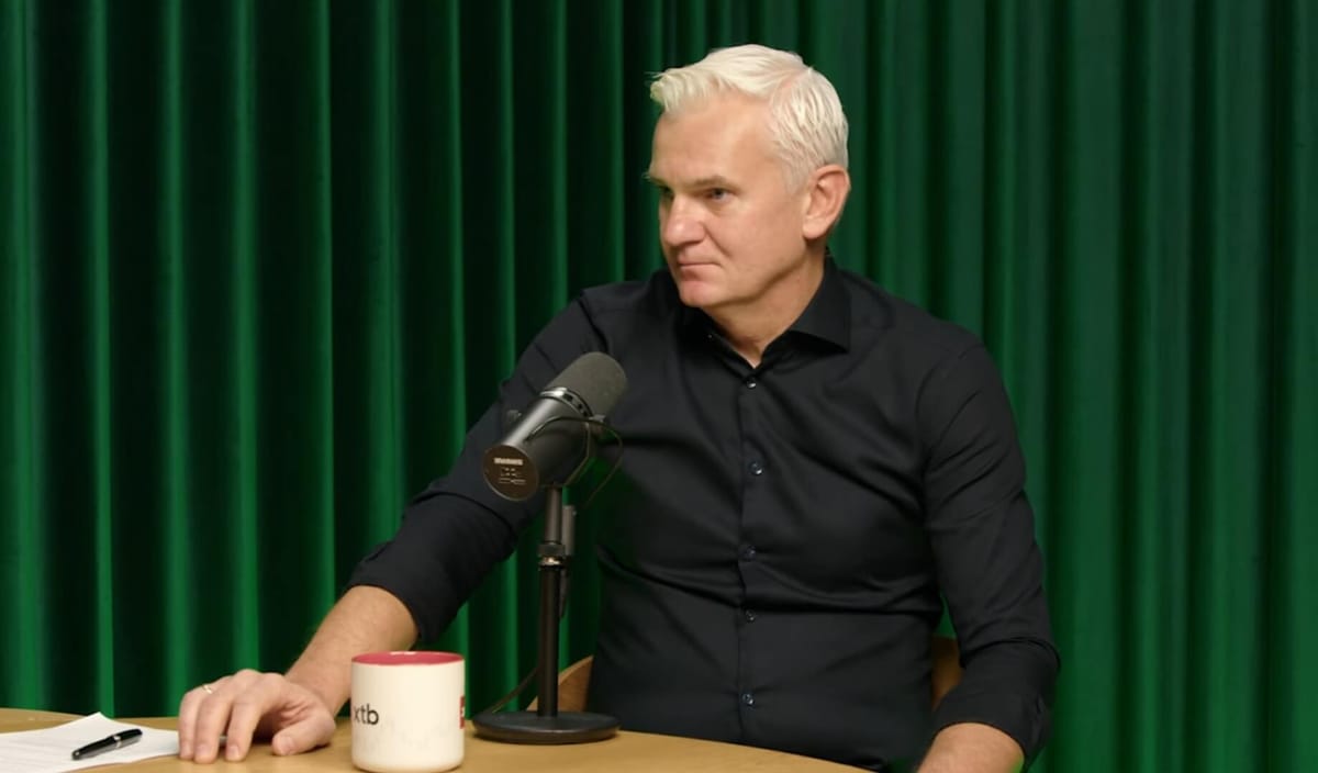 Ciekawy zapis w kontrakcie Jacka Magiery. Miał dostać premię za awans do Ligi Mistrzów Zdjęcie główne wpisu