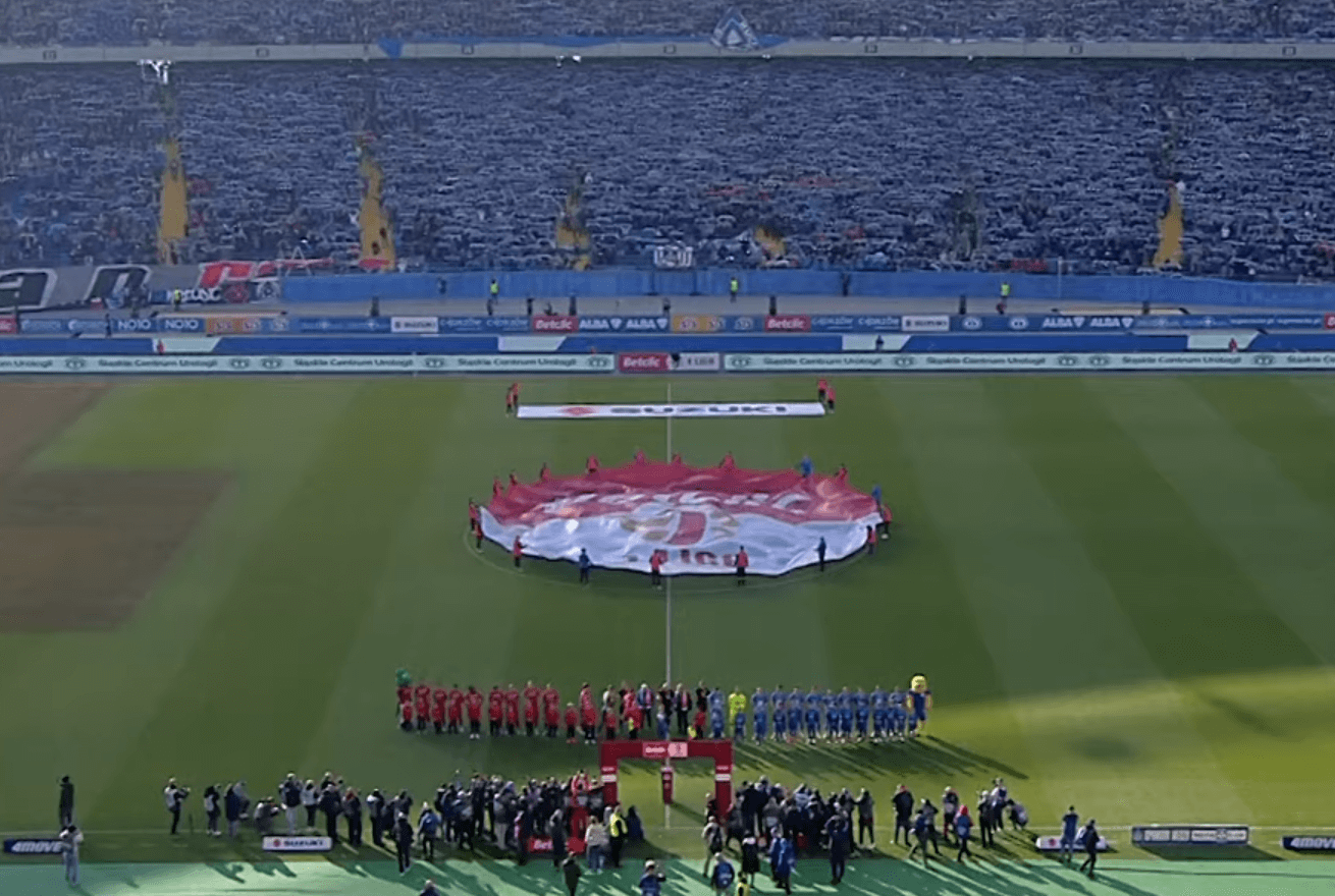 Świetna frekwencja nie tylko na trybunach. Tyle osób oglądało mecz Ruch-Wisła w telewizji Zdjęcie główne wpisu