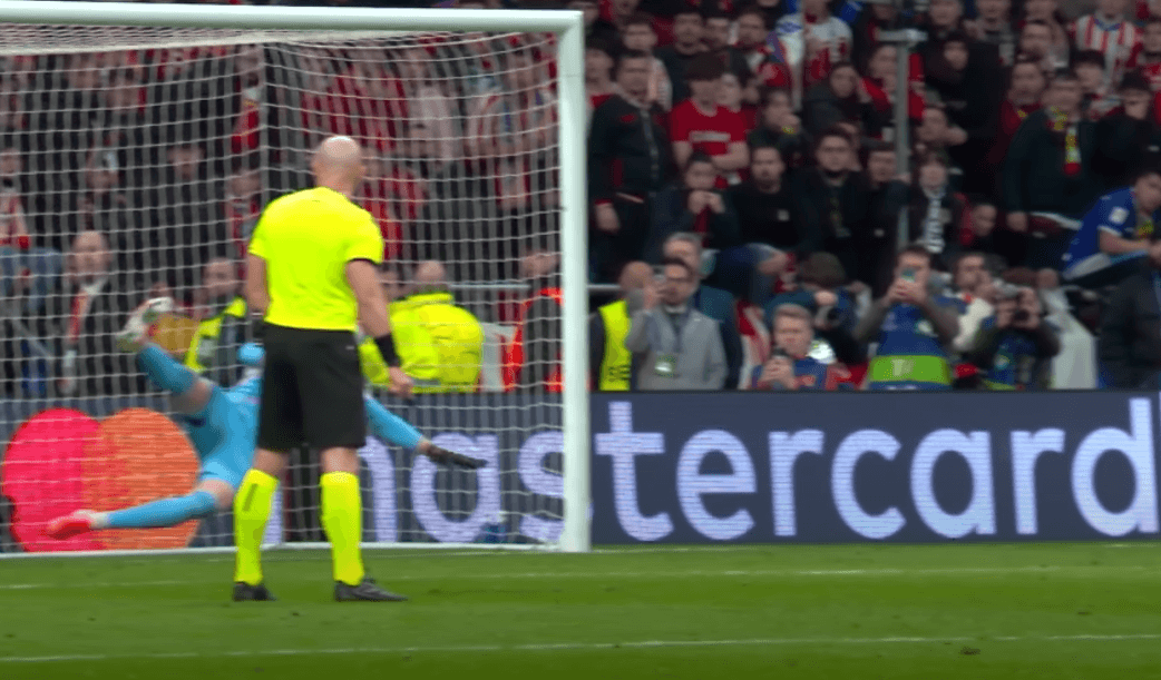 Kulisy decyzji Szymona Marciniaka. „Poprosił sędziego VAR, żeby to sprawdził” Zdjęcie główne wpisu