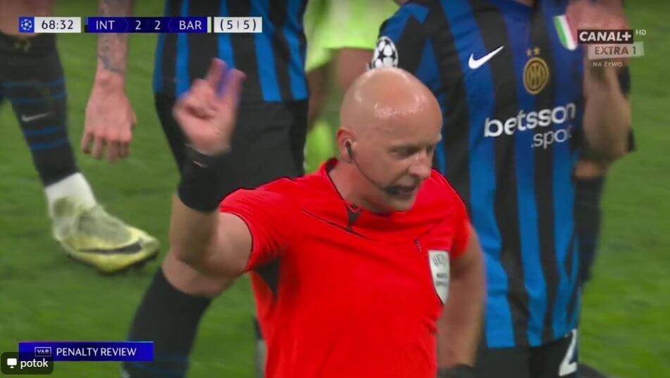 Szymon Marciniak w ogniu krytyki po półfinale Ligi Mistrzów. Pedri przejechał się po Polaku Zdjęcie główne wpisu