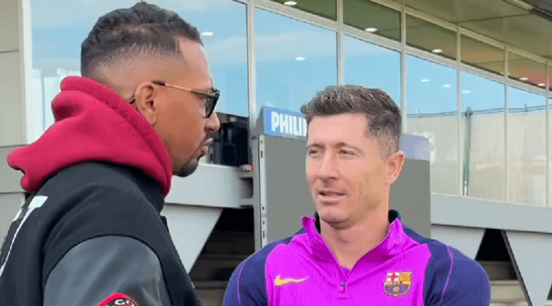 Kibice wściekli na Barcelonę po wizycie Boatenga. „To obrzydliwe. Niech spada” Zdjęcie główne wpisu