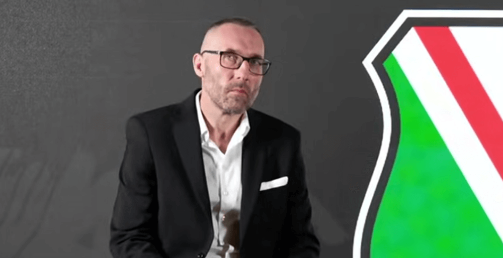 To będzie pierwszy transfer Marka Papszuna w Legii? Nowy napastnik na celowniku. Niedawno strzelił jej gola Zdjęcie główne wpisu