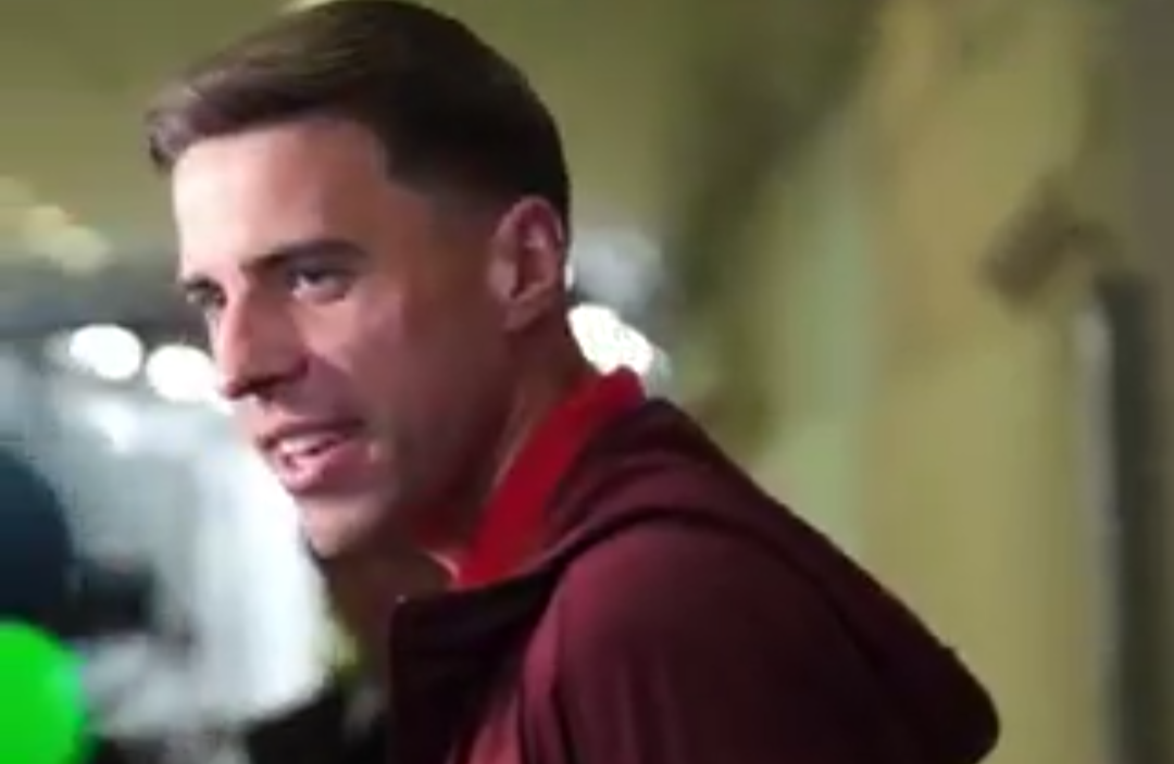 Bednarek opiekuje się Pietuszewskim. "Oskar wywiadów nie udziela" [WIDEO] Obraz wpisu