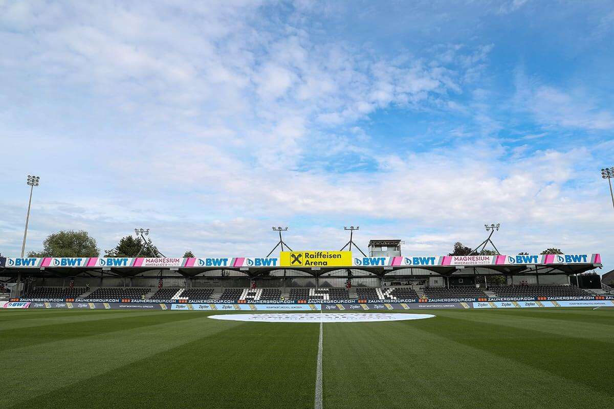 Kabaret w Austrii! Władze ligi odbiorą mistrzostwo za grupowy trening? Obraz wpisu