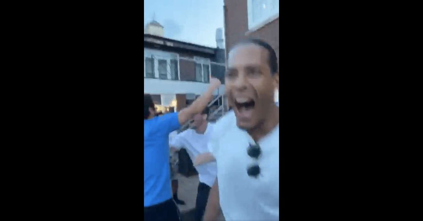 Tak piłkarze Liverpoolu zareagowali po karnym Williana! [WIDEO] Obraz wpisu