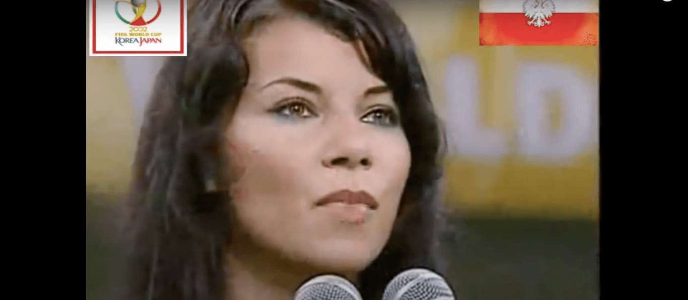 Dokładnie 18 lat temu Edyta Górniak zaśpiewała Hymn Polski. Przypomnijmy to sobie… Obraz wpisu