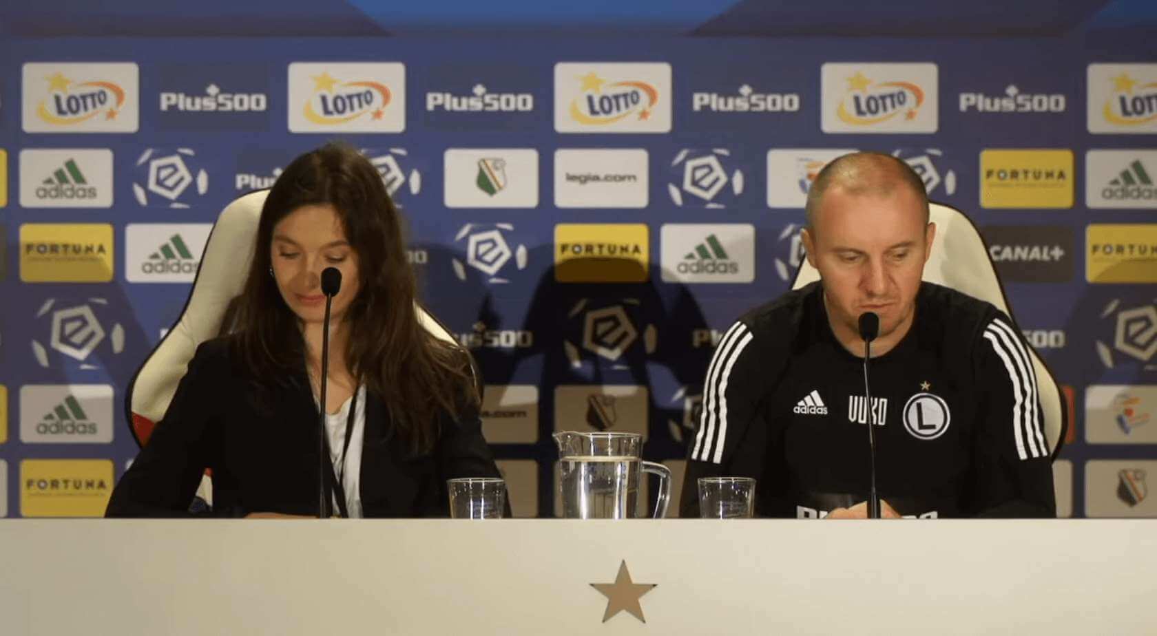 Już niedługo dojdzie do zmiany trenera w Legii!? „Trwają zaawansowane negocjacje” Obraz wpisu