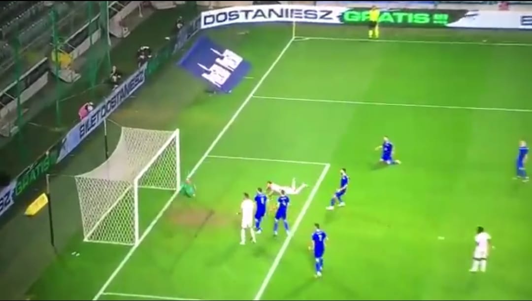 Legia krok bliżej awansu do kolejnej rundy! Paweł Wszołek dał prowadzenie Legionistom [WIDEO] Obraz wpisu