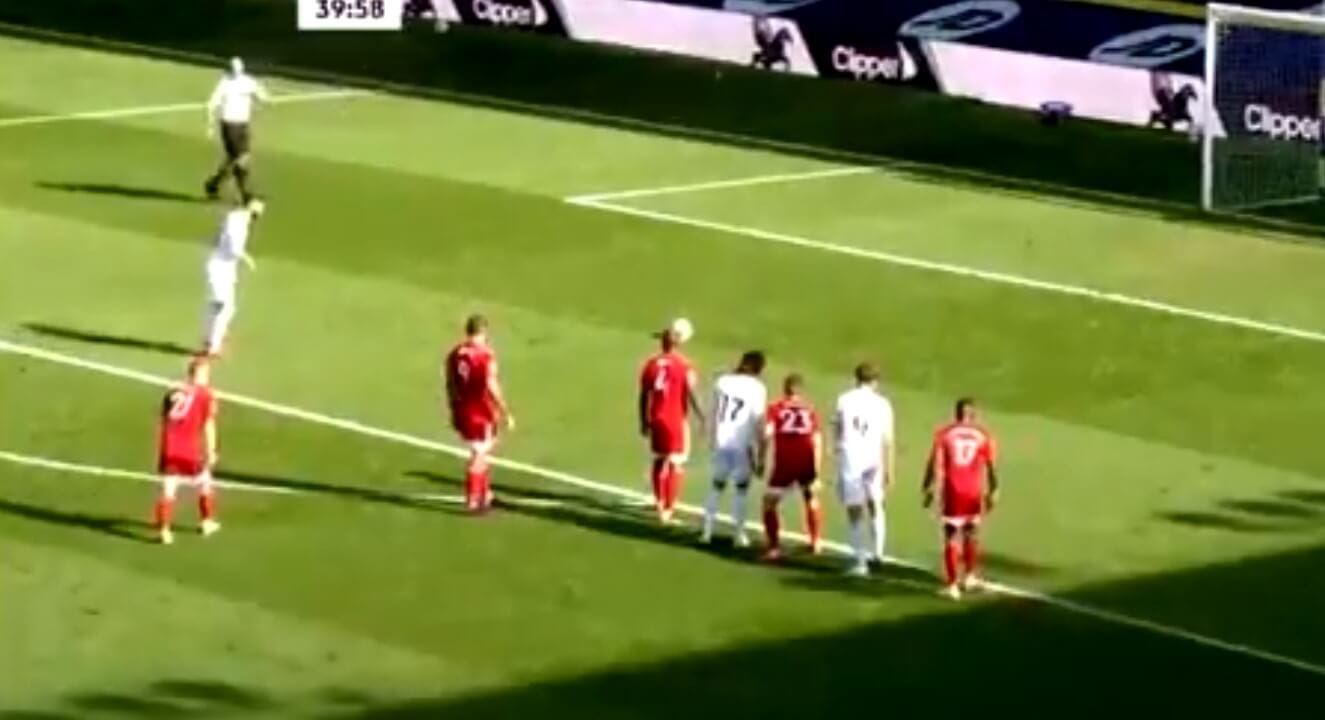 Mateusz Klich z kolejnym golem w Premier League. Tym razem z rzutu karnego [WIDEO] Obraz wpisu