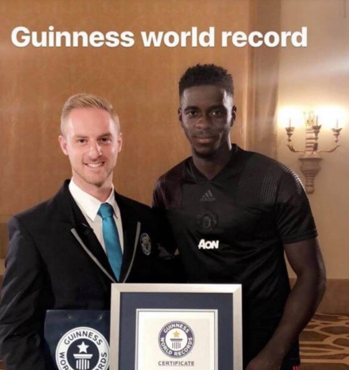 Axel Tuanzebe popisał się w meczu z PSG. Wcześniej zasłynął jednak z… rekordu w grze głodnych hipopotamów Obraz wpisu