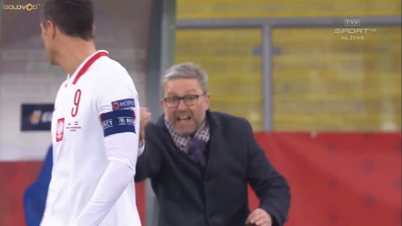 Wymowna reakcja Lewandowskiego na wskazówki Brzęczka. [WIDEO] Obraz wpisu