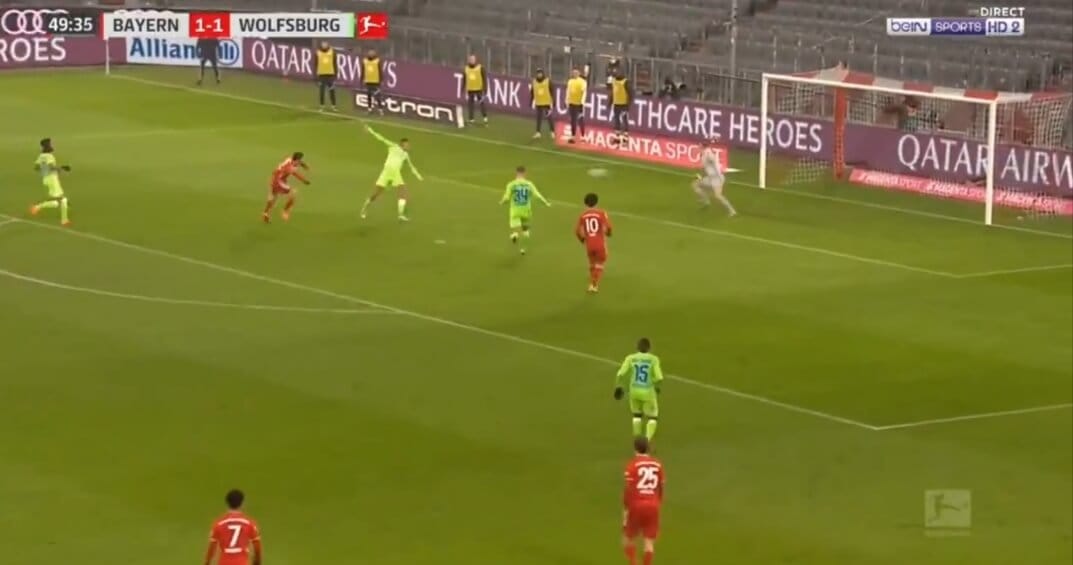 On się nie zatrzymuje! Robert Lewandowski po raz drugi strzela Wolfsburgowi [WIDEO] Obraz wpisu