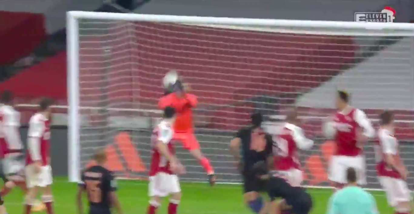 Mahrez trafia z wolnego! Fatalny błąd bramkarza Arsenalu [WIDEO] Obraz wpisu
