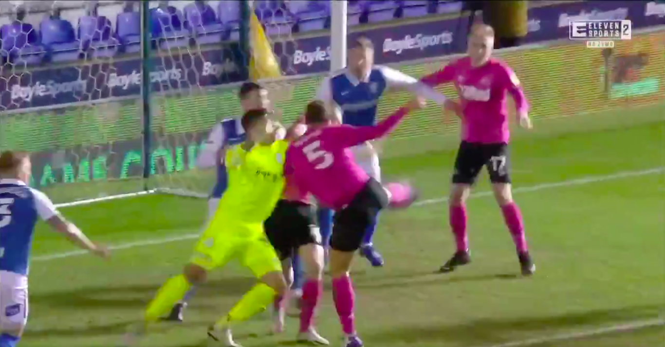 Bielik wrócił! Fatalny błąd bramkarza [WIDEO] Obraz wpisu