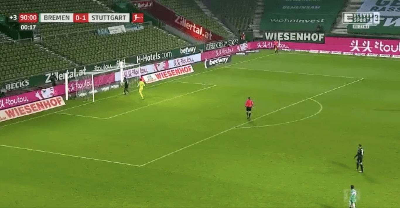 Piłkarz obejrzał żółtą kartkę za strzelenie gola. Niecodzienna sytuacja w Bundeslidze [WIDEO] Obraz wpisu