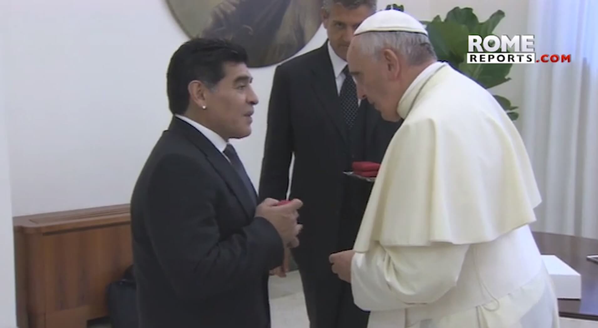 Papież Franciszek: „Diego Maradona na boisku był poetą. Był też bardzo kruchym człowiekiem” Obraz wpisu