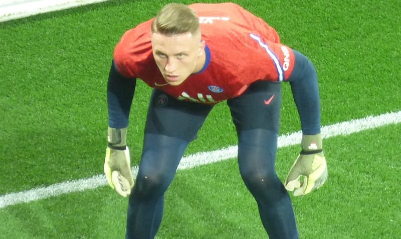 Marcin Bułka nie poradził sobie w II lidze hiszpańskiej, teraz trafi do Rumunii? Nie tak to miało wyglądać… Obraz wpisu