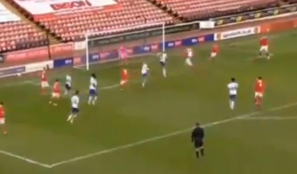 Michał Helik się nie zatrzymuje. Środkowy obrońca z golem dla Barnsley! [WIDEO] Obraz wpisu