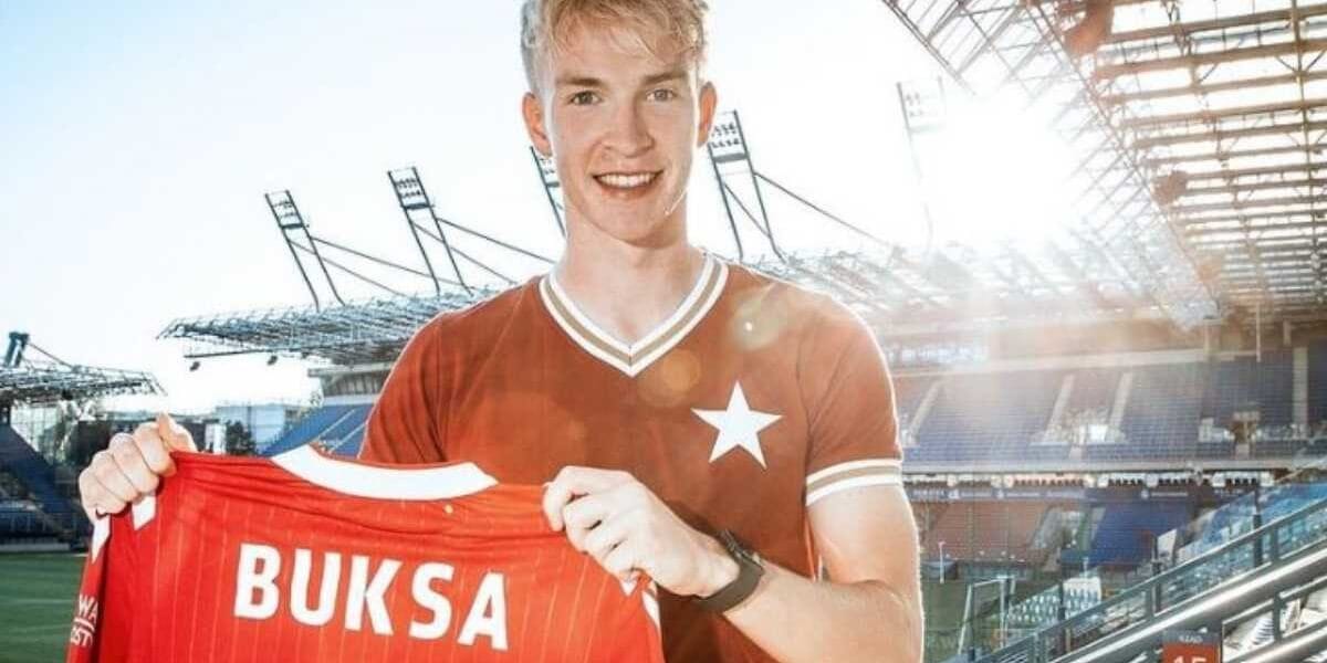 Kulisy negocjacji Buksy z Wisłą Kraków. „Co miesiąc przyznawałem zawodnikowi bonus” Obraz wpisu