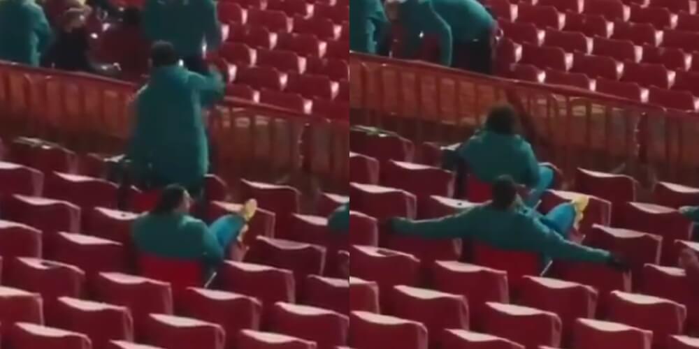 Kibice Crveny skandalicznie znieważyli Ibrahimovicia. Doskonała reakcja Szweda [WIDEO] Obraz wpisu