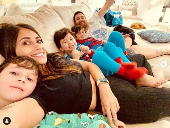 Leo Messi nie przejmuje się plotkami na temat transferu. „Sam ogłosi gdzie spędzi kolejne lata” Obraz wpisu