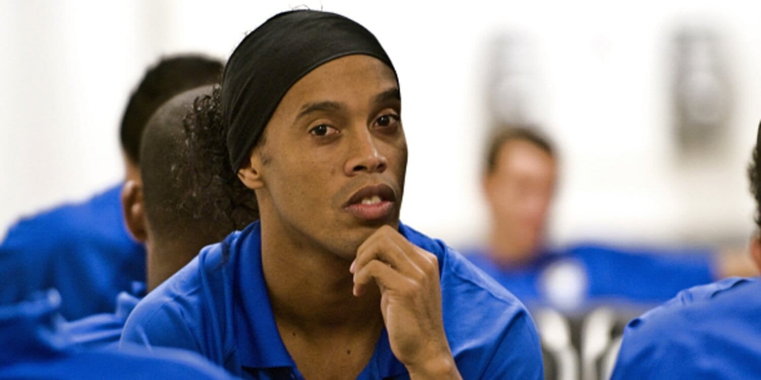 Ronaldinho popadł w uzależnienie od alkoholu. Po śmierci matki jest z nim coraz gorzej Obraz wpisu