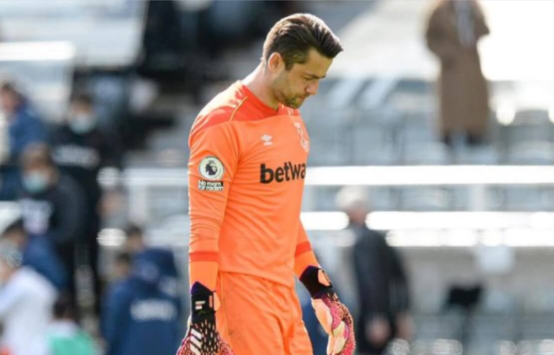 Fabiański krytykowany za grę nogami przeciwko Liverpoolowi. Media oceniły Polaka Obraz wpisu