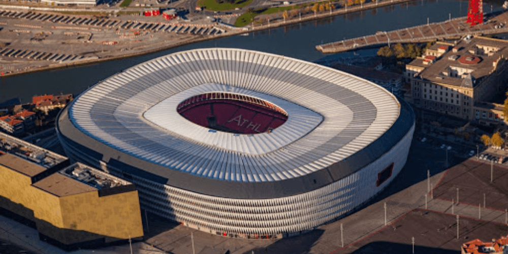 To już niemal pewne. Polacy nie zagrają w Bilbao. Wiadomo, gdzie przeniosą się Hiszpanie Obraz wpisu