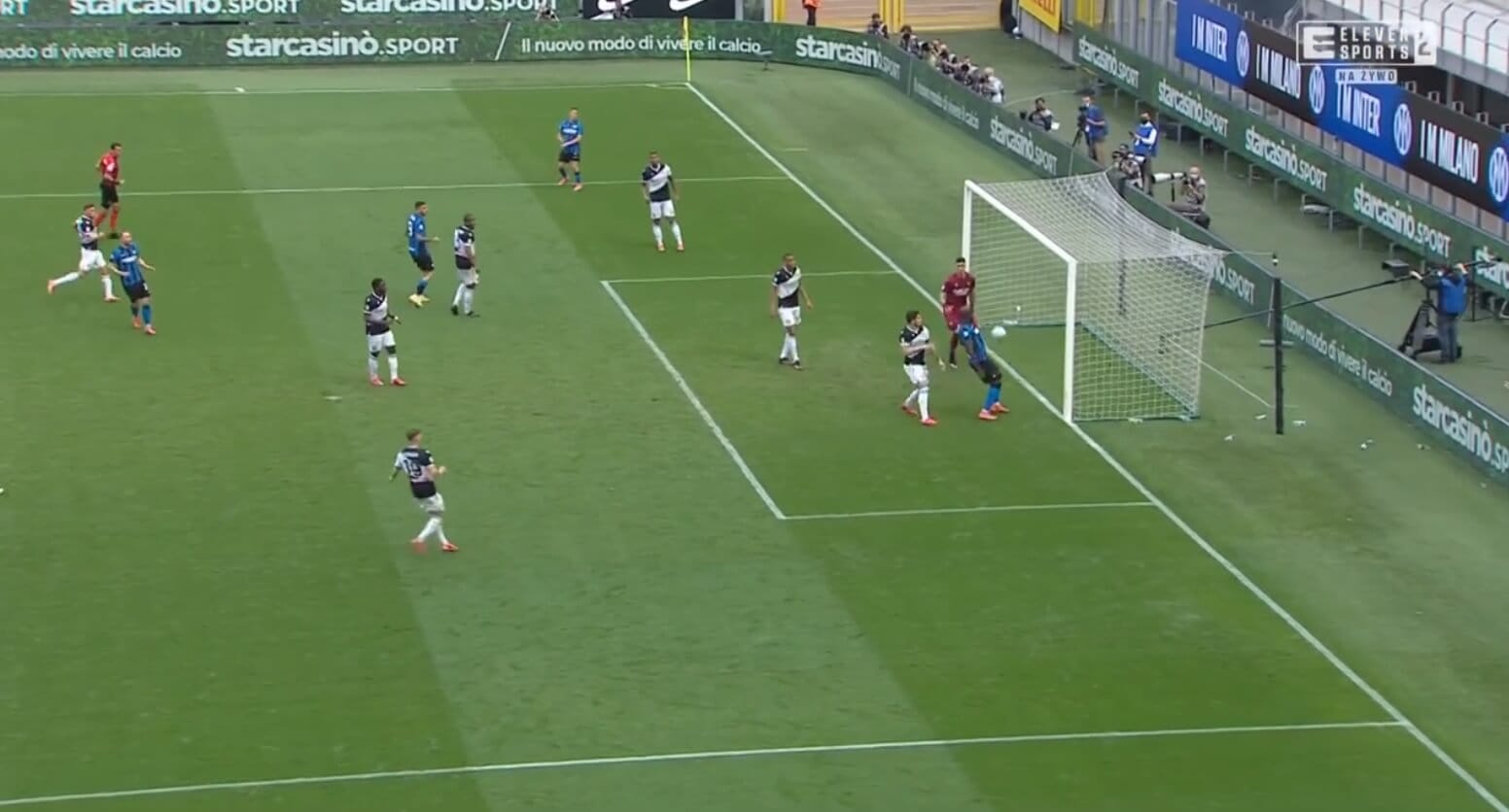 Szczęśliwa bramka Lukaku! Belgowi asystował słupek [WIDEO] Obraz wpisu