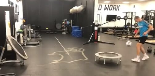 Krystian Bielik wrócił do treningów z piłką! O EURO może jednak tylko pomarzyć [WIDEO] Obraz wpisu