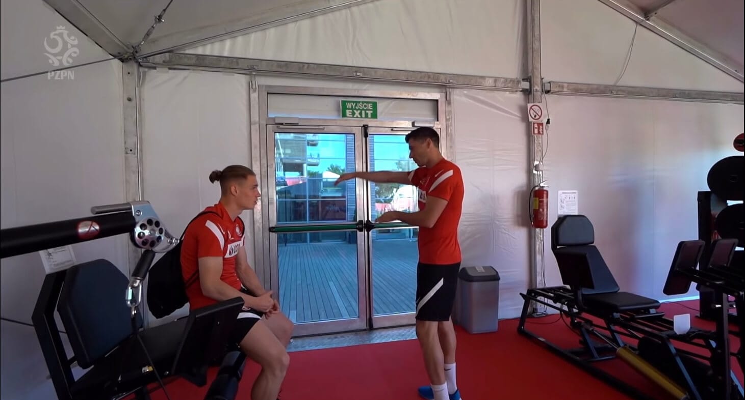 Lewandowski tłumaczy, jakich piłek oczekuje. Prorocza rozmowa z Płachetą [WIDEO] Obraz wpisu