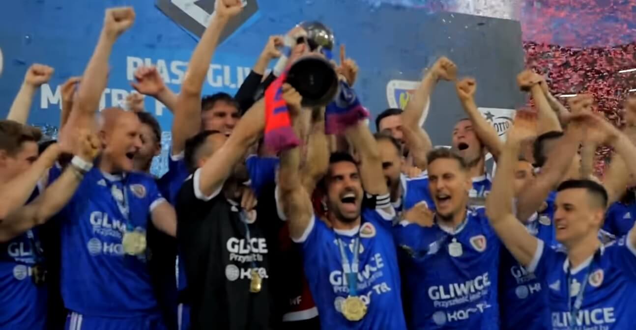 Piast Gliwice zastrzeże numer na koszulce! Świetna akcja klubu Obraz wpisu