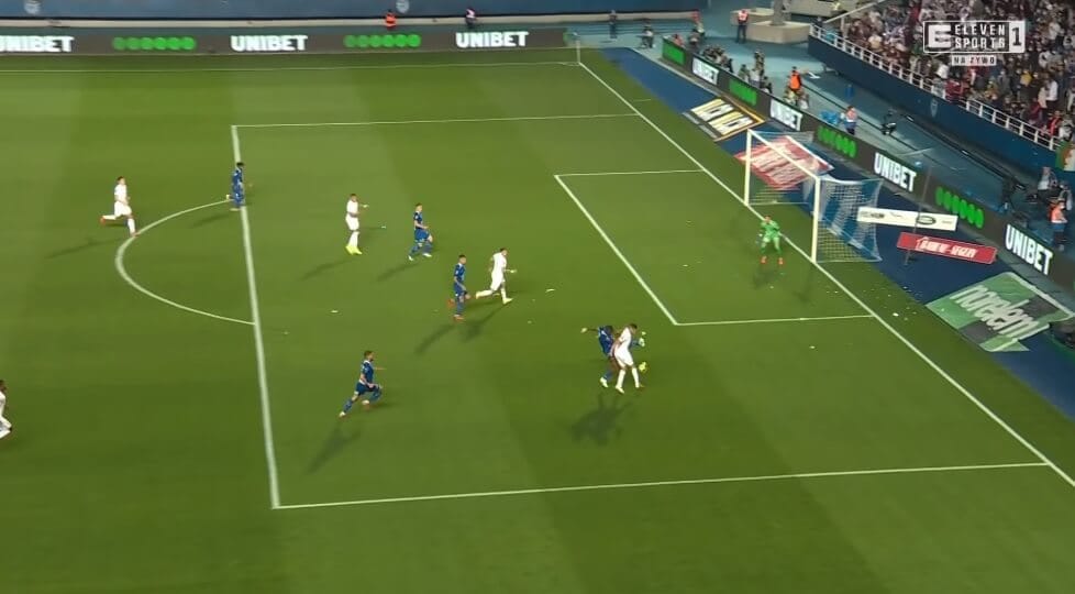 Udany debiut Achrafa Hakimiego w PSG! Marokańczyk zabawił się w polu karnym rywala [WIDEO] Obraz wpisu