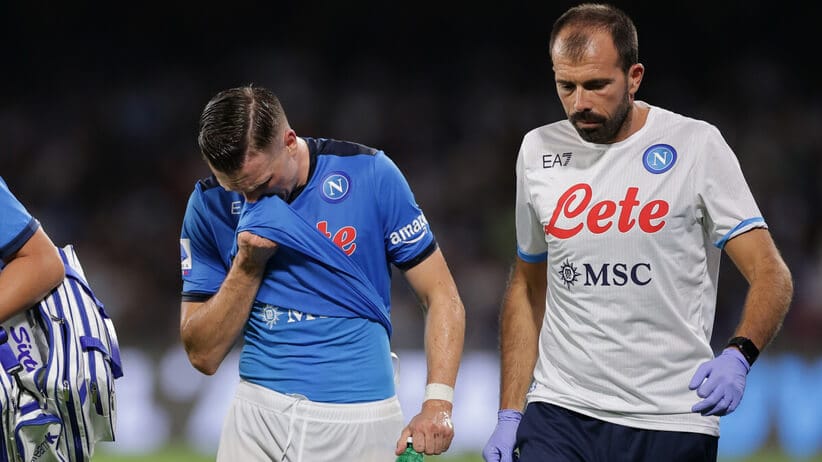 Pojawiły się nowe informacje na temat kontuzji Zielińskiego. Ile będzie pauzować? Obraz wpisu