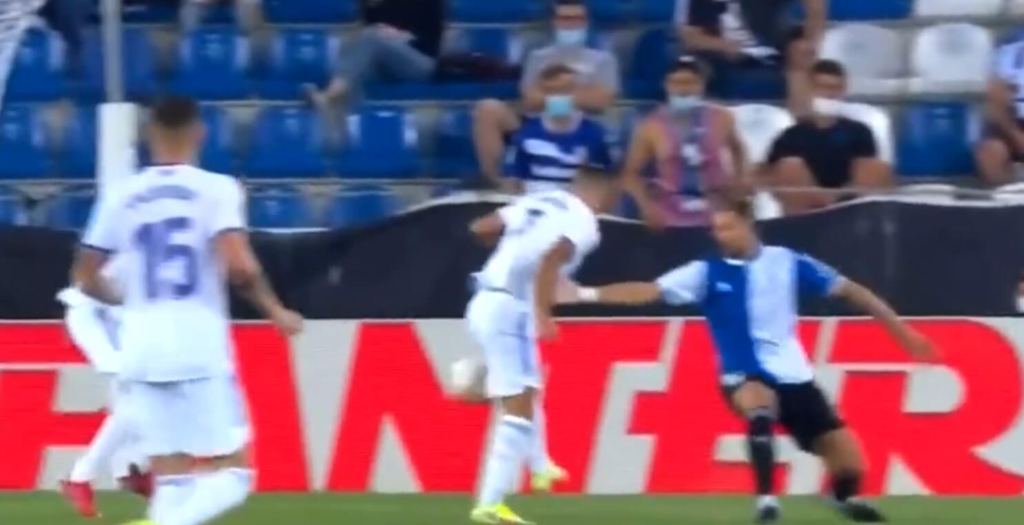 Świetna asysta Edena Hazarda. Poznaliśmy zagranie roku już po pierwszej kolejce? [WIDEO] Obraz wpisu