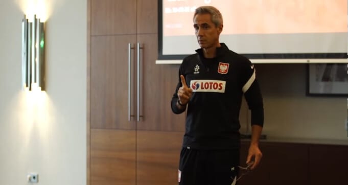 Paulo Sousa przyznał się do błędu ws. absencji Lewandowskiego. Zdradził swoich wymarzonych rywali w barażach Obraz wpisu