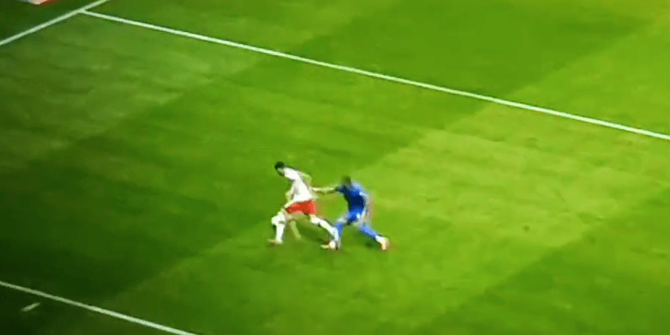 Świetna akcja Jakuba Modera w końcówce meczu z Anglią. Pokaz umiejętności! [WIDEO] Obraz wpisu